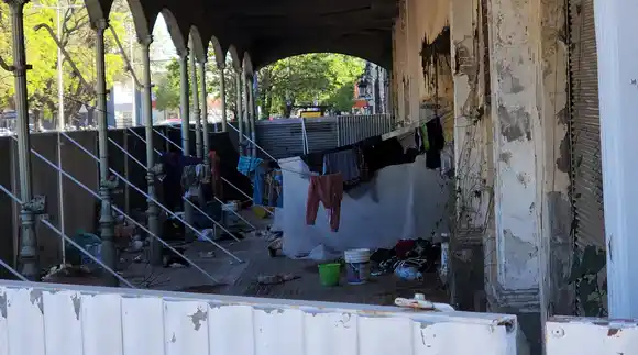 “Usurparon la Recova Ripamonti”: denunciaron una “ranchada” en el edificio histórico de Rafaela