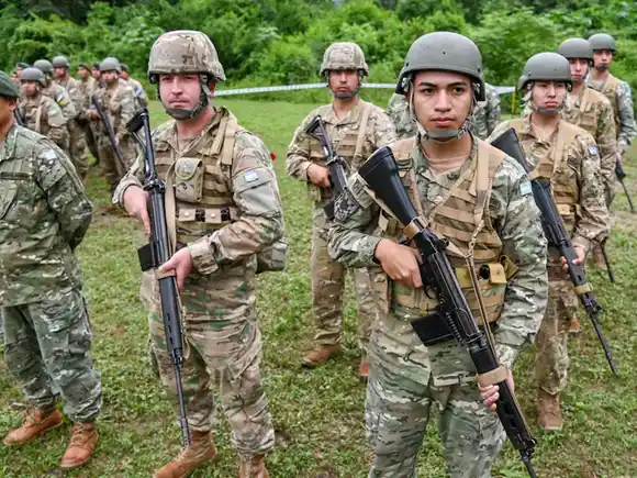 Servicio Militar Voluntario en Argentina: "Es una manera de salvar a los chicos"