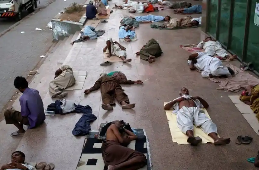 Mueren más de 60 personas en ola de calor en Pakistán