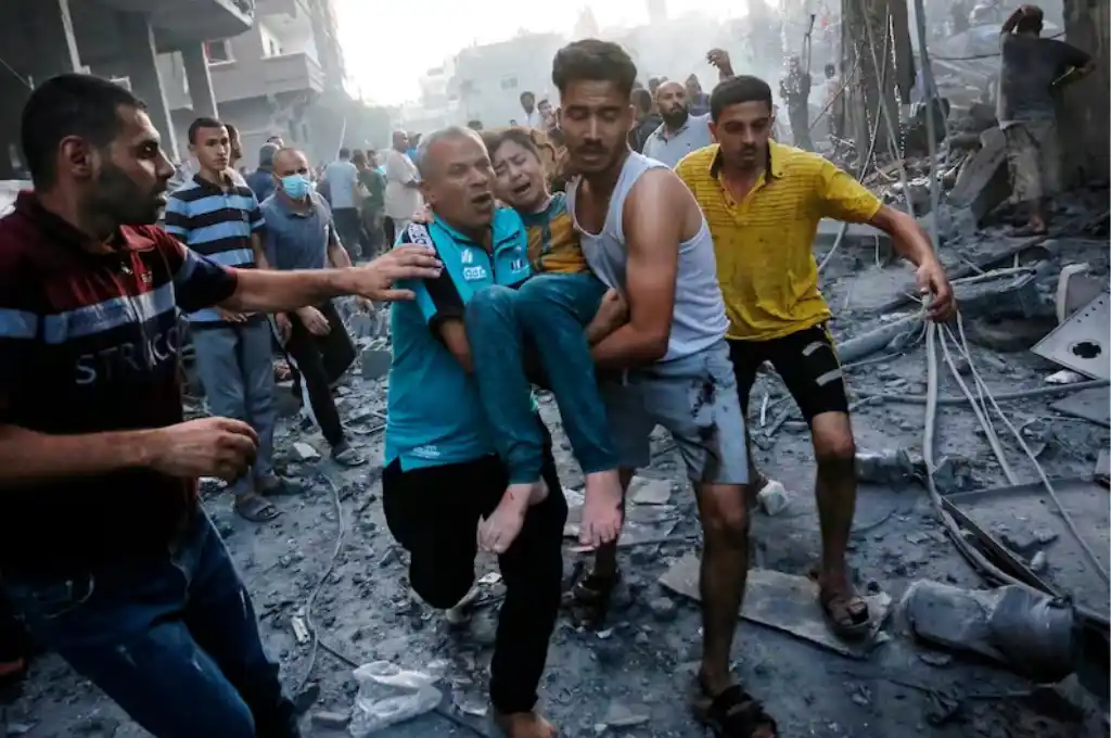 Como si fuera un juego, los líderes del mundo piden "gancho" en lugar de un "Alto en fuego".