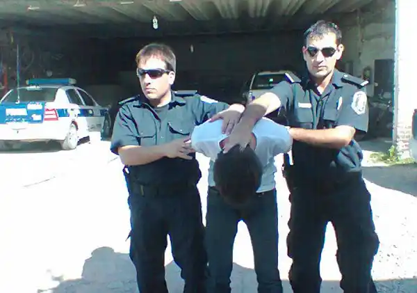 Tiene 20 años y lo acusan por dos “tentativas de homicidio”