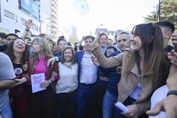 A 49 años de La Noche de los Lápices: Kicillof asistió a la marcha en La Plata