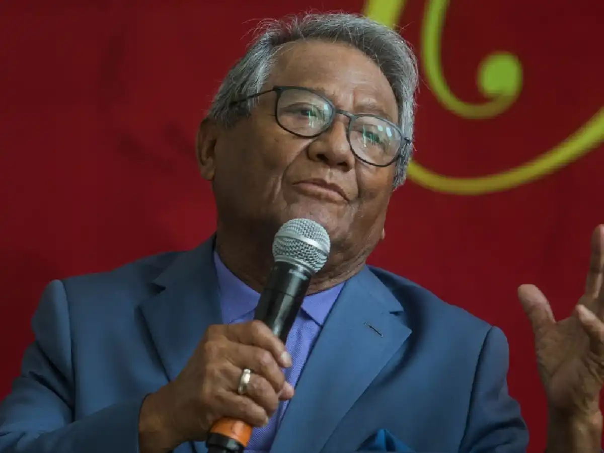 La canción romántica perdió hoy el pulso único de Armando Manzanero