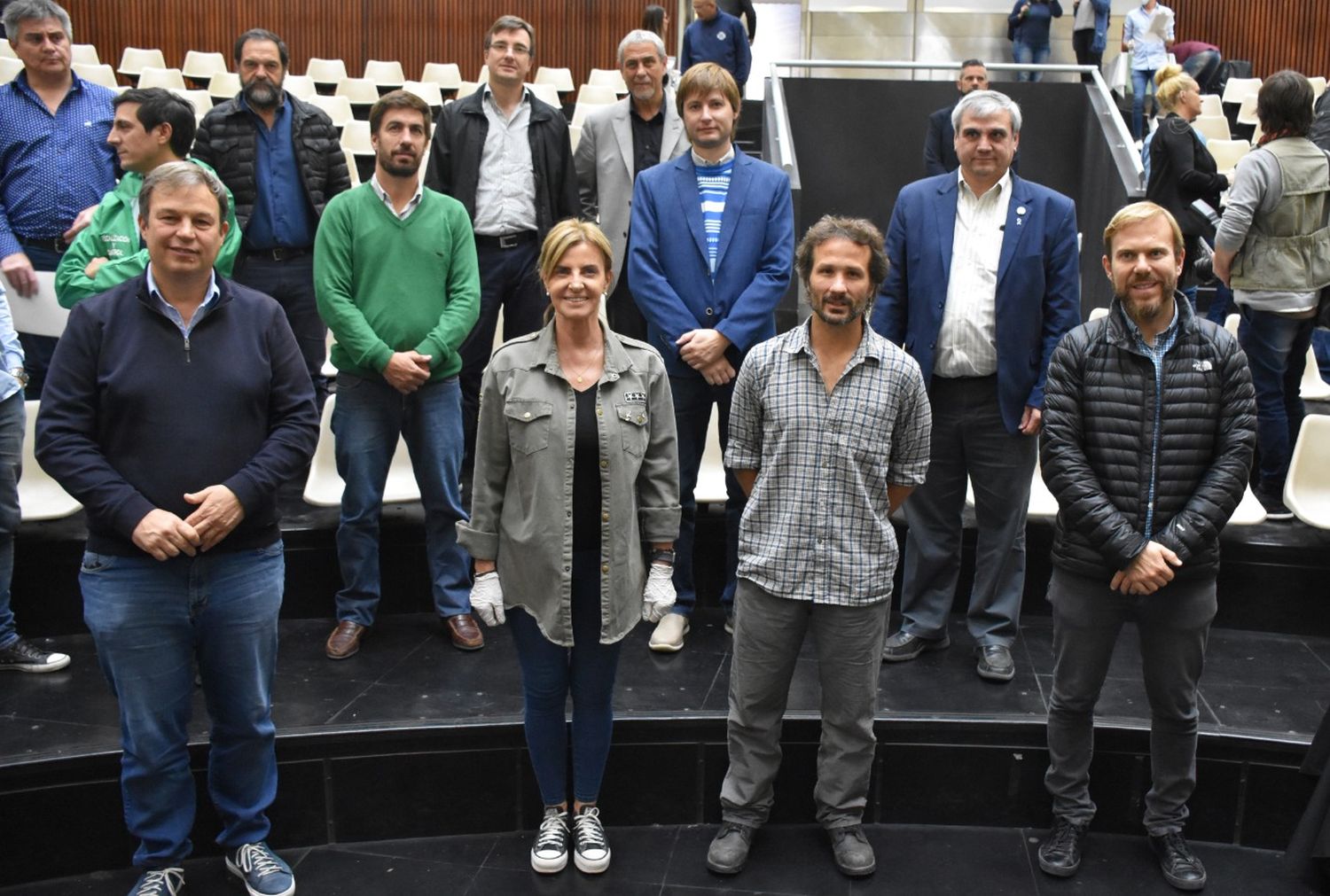 Encuentro con municipios en el Mercado Central de Buenos Aires para consolidar abastecimiento