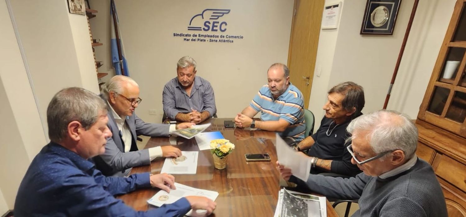 Convenio entre Comercio y La Bancaria por el centro Recreativo