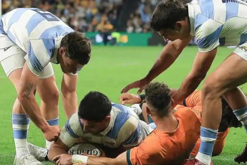 Los Pumas lucharon hasta el final y le ganaron a Australia de visitante