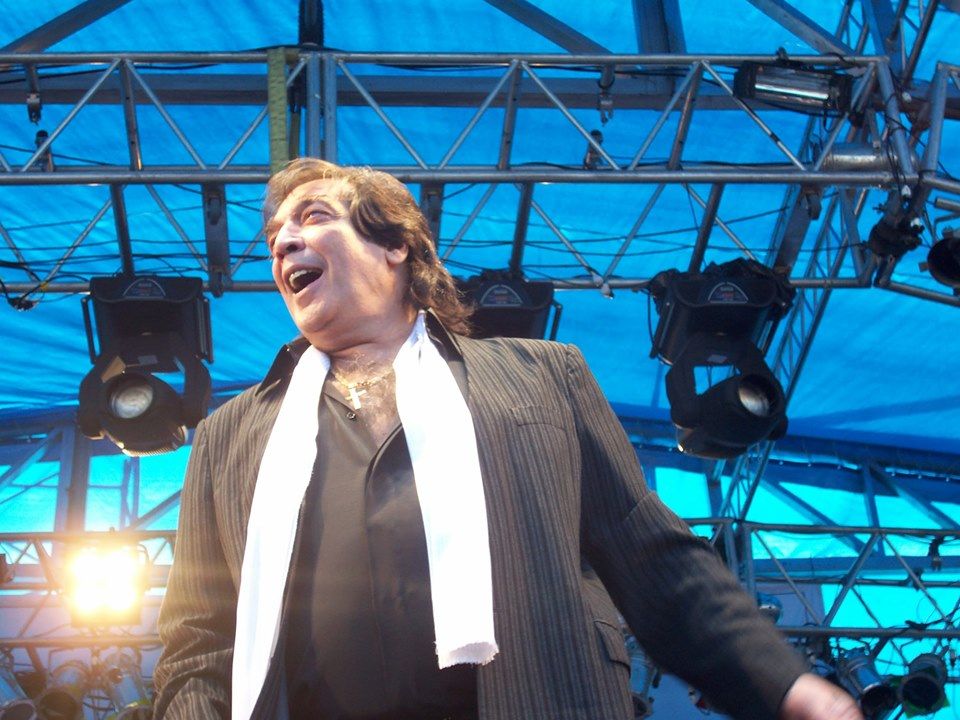 A los 77 años murió Cacho Castaña: El popular artista que se consideraba "un hijo de Vicente López"