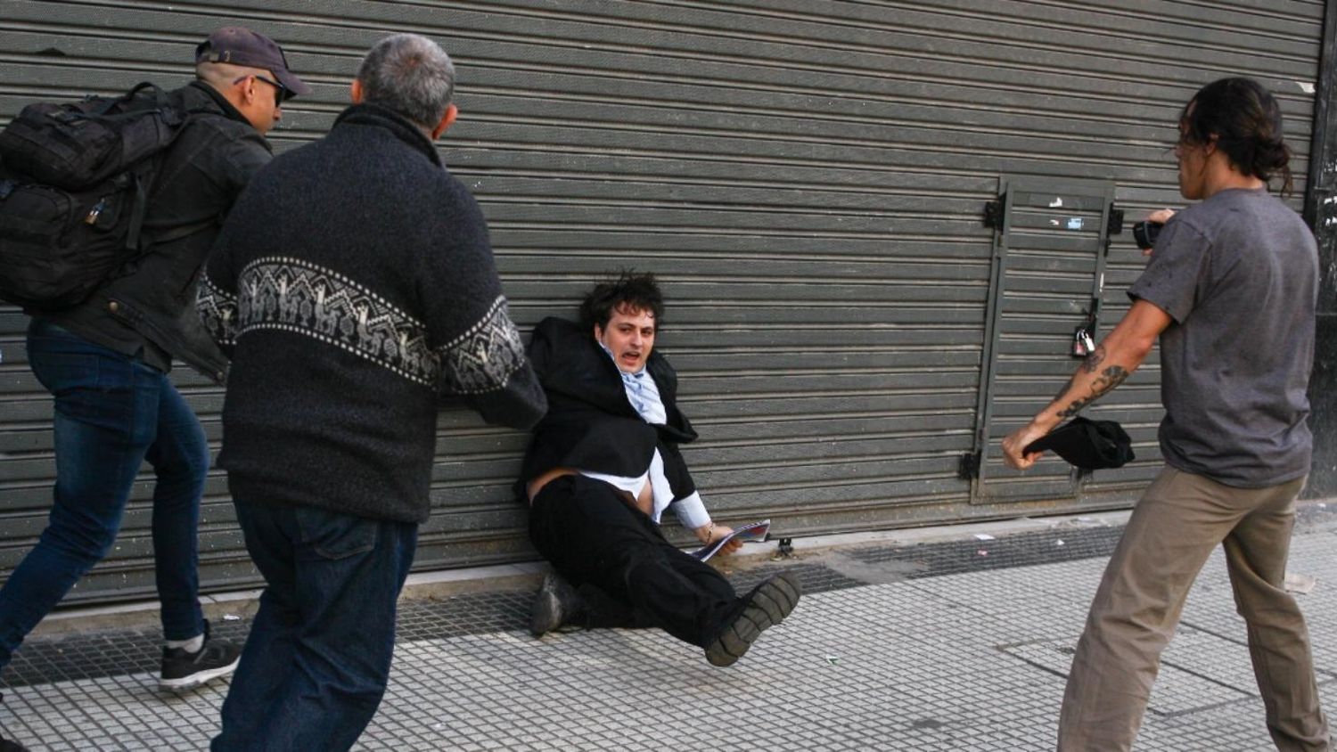 Bullrich y Cúneo Liberona repudiaron la agresión al streamer libertario en las inmediaciones del Congreso