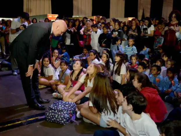 Bonfatti anunció que en un año hubo “cuatro mil chicos menos que dejaron la secundaria”
