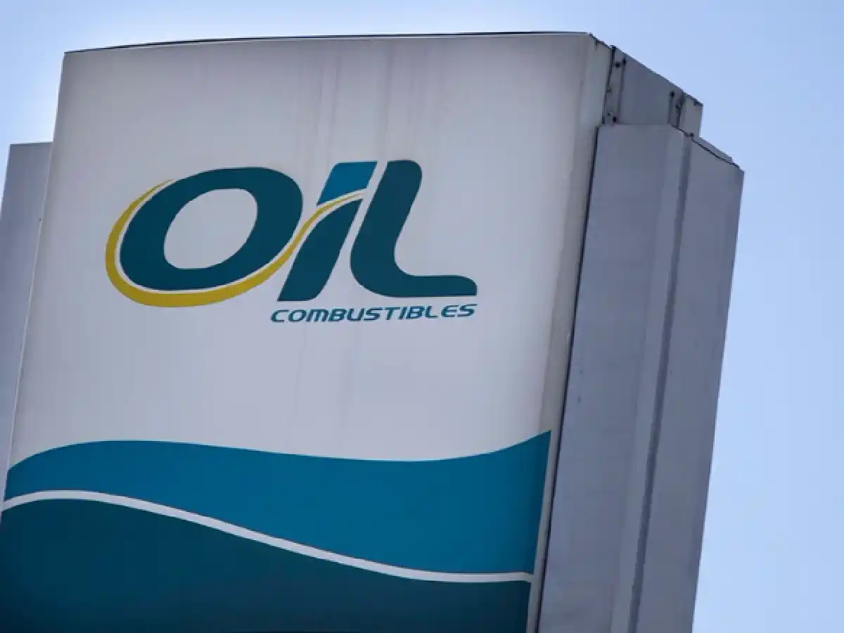 La justicia determinó que YPF opere Oil Combustibles, la petrolera de Cristóbal López