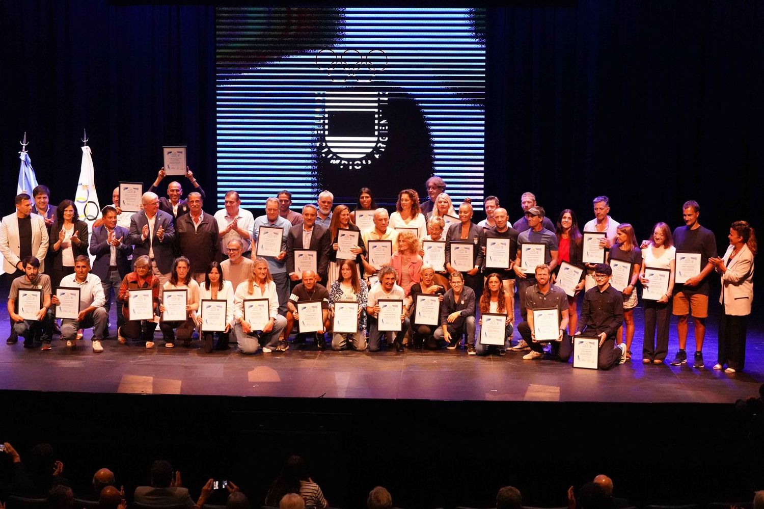 El COA celebró el olimpismo en el Teatro Tronador BNA