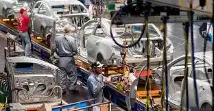 La economía cayó 3,5% en el tercer trimestre y se confirma la recesión
