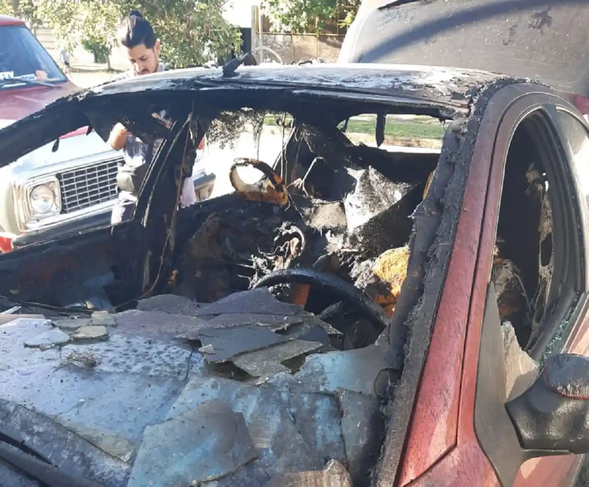 Por una parrilla "trucha" no habilitada, se generó un incendio que afectó a una casa vecina