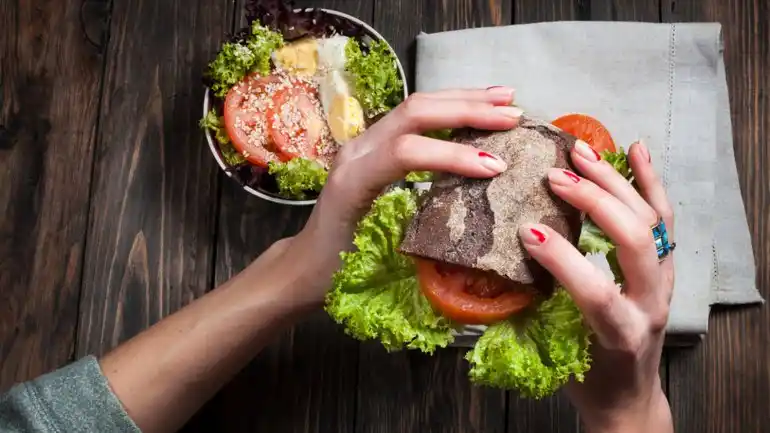 Los alimentos crujientes ayudan a perder peso