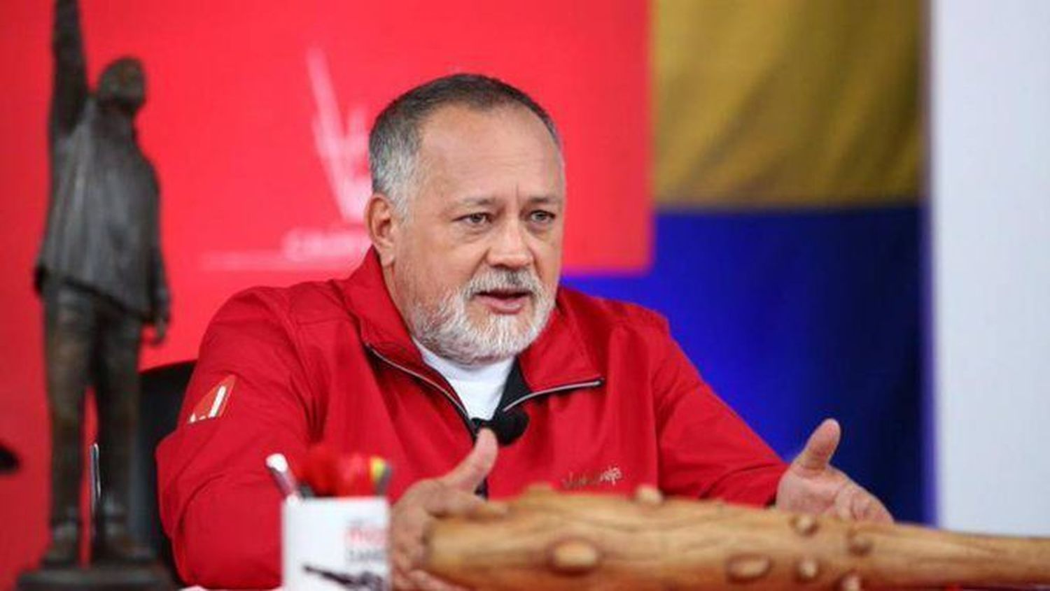 Diosdado Cabello reaparece en redes sociales recuperándose del COVID-19