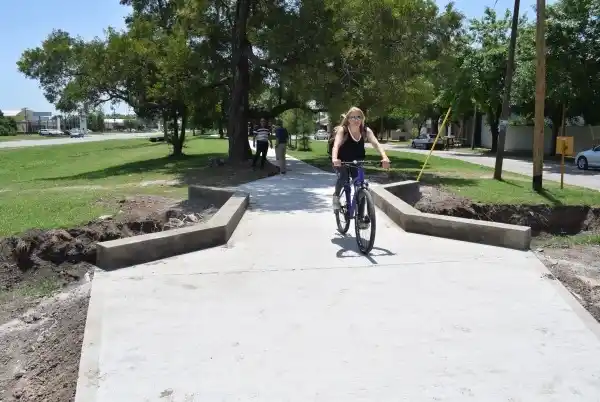 La bicicleta y la caminata son dos de las mejores opciones para apoyar el desarrollo de un ambiente sostenible en Chascomús