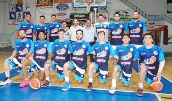 Otro jueves de básquet  para Ferro en casa