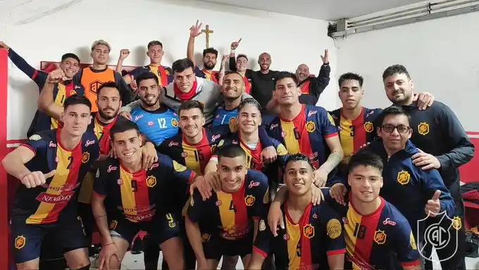 Colegiales ganó y alcanzó a UAI Urquiza en lo más alto de la Primera B Metropolitana