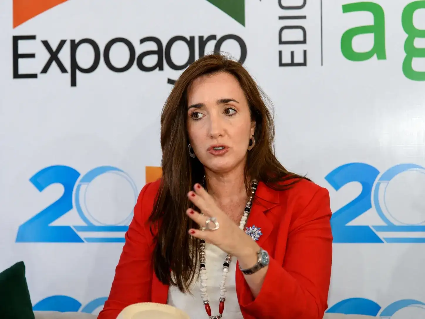 La vicepresidenta Victoria Villarruel en su visita a Expoagro, en San Nicolás.