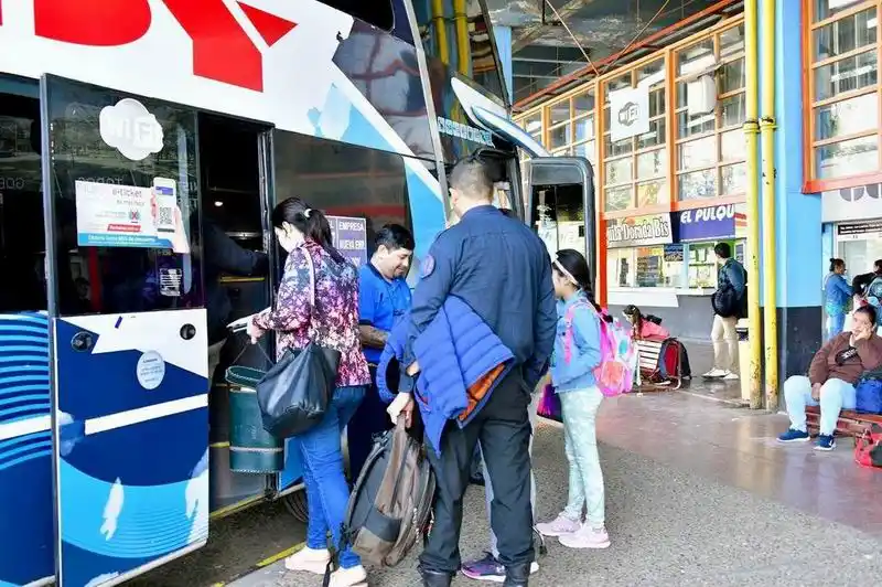 Transporte urbano: en la provincia de Formosa 
hay 8500 pasajeros menos que en el año 2023