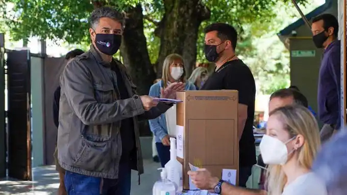 Votó Jorge Macri en Vicente López: "En esta elección se deciden muchas cosas para nuestro país"