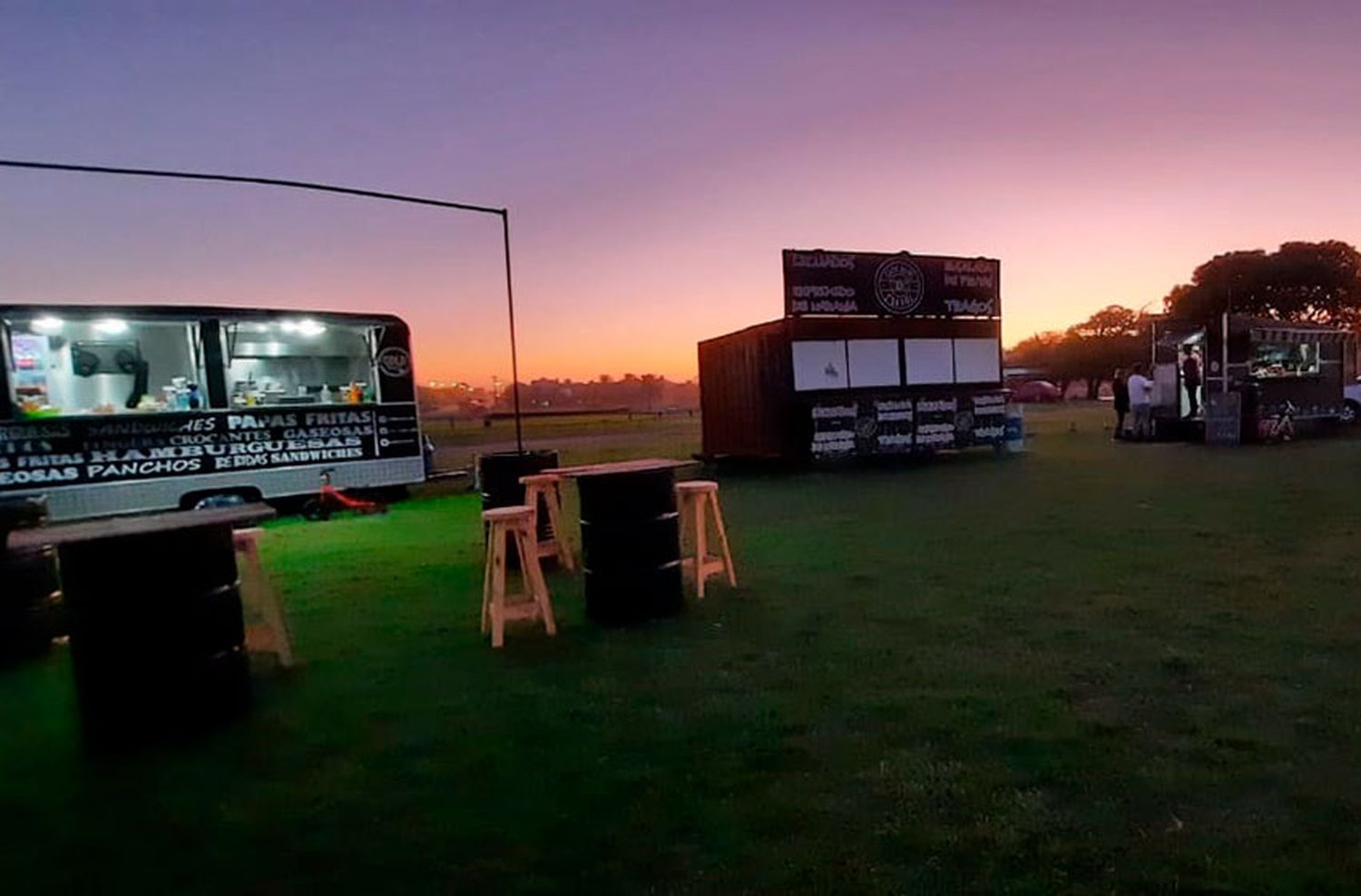 Paseos de food trucks: "En Camet estamos abandonados, sin gente, luz ni agua"