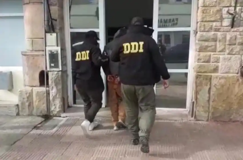 Fue detenido por un violento robo en la casa en el barrio Los Pinares