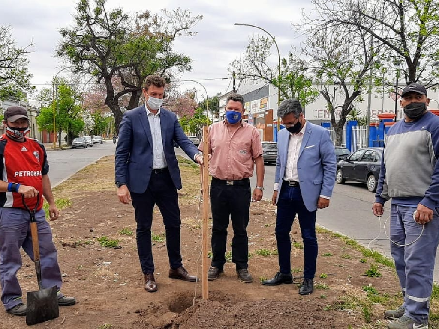 García Aresca supervisó trabajos de forestación 