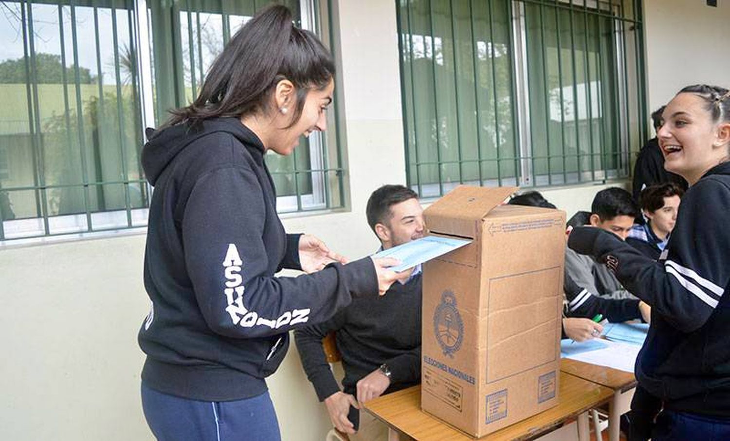 Elecciones 2023: Más de un millón de jóvenes podrán votar por primera vez este año