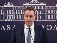 El gobierno llama a los estatales a negociar pero les advierte que descontará el paro