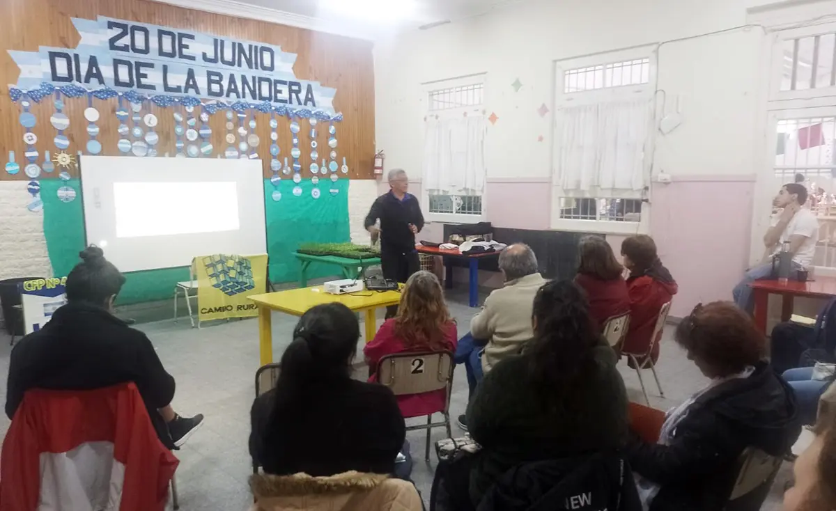 Pasaje. De la charla en la Escuela Nº 28