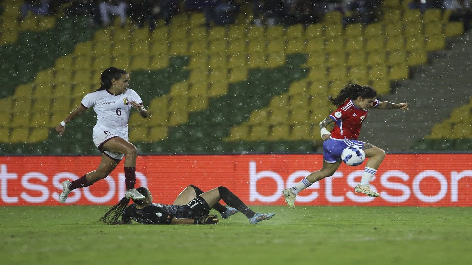 «¡LO SIENTO!»: las sentidas palabras de una jugadora de la Vinotinto, tras la derrota ante Chile (+Carta)