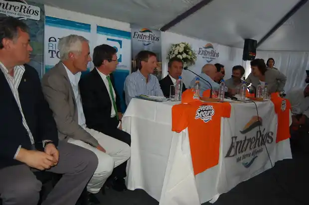 Con un importante despliegue, lanzaron la temporada en Entre Ríos