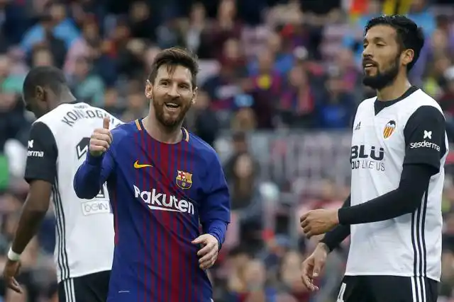 Barcelona le ganó 2-1 a Valencia y quedó a un paso del título en España