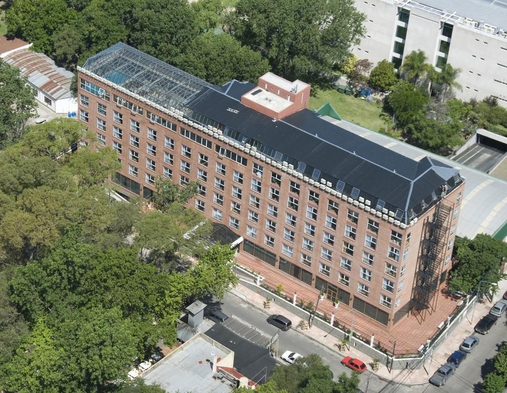 Vicente López: Municipio puso hotel 4 estrellas a disposición del personal de salud