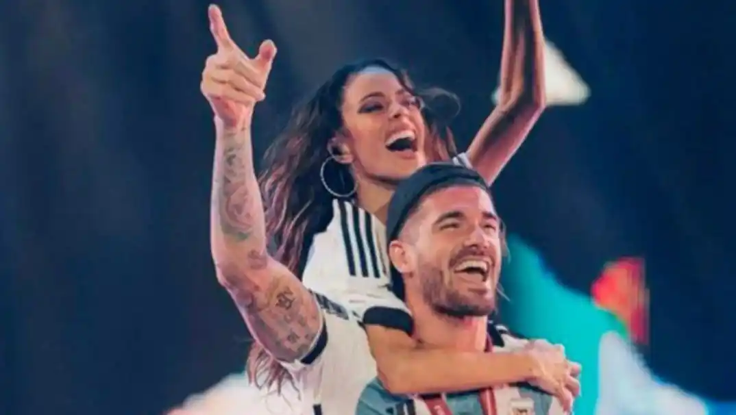 Tini le declaró la guerra a Cami Homs y De Paul la respaldó