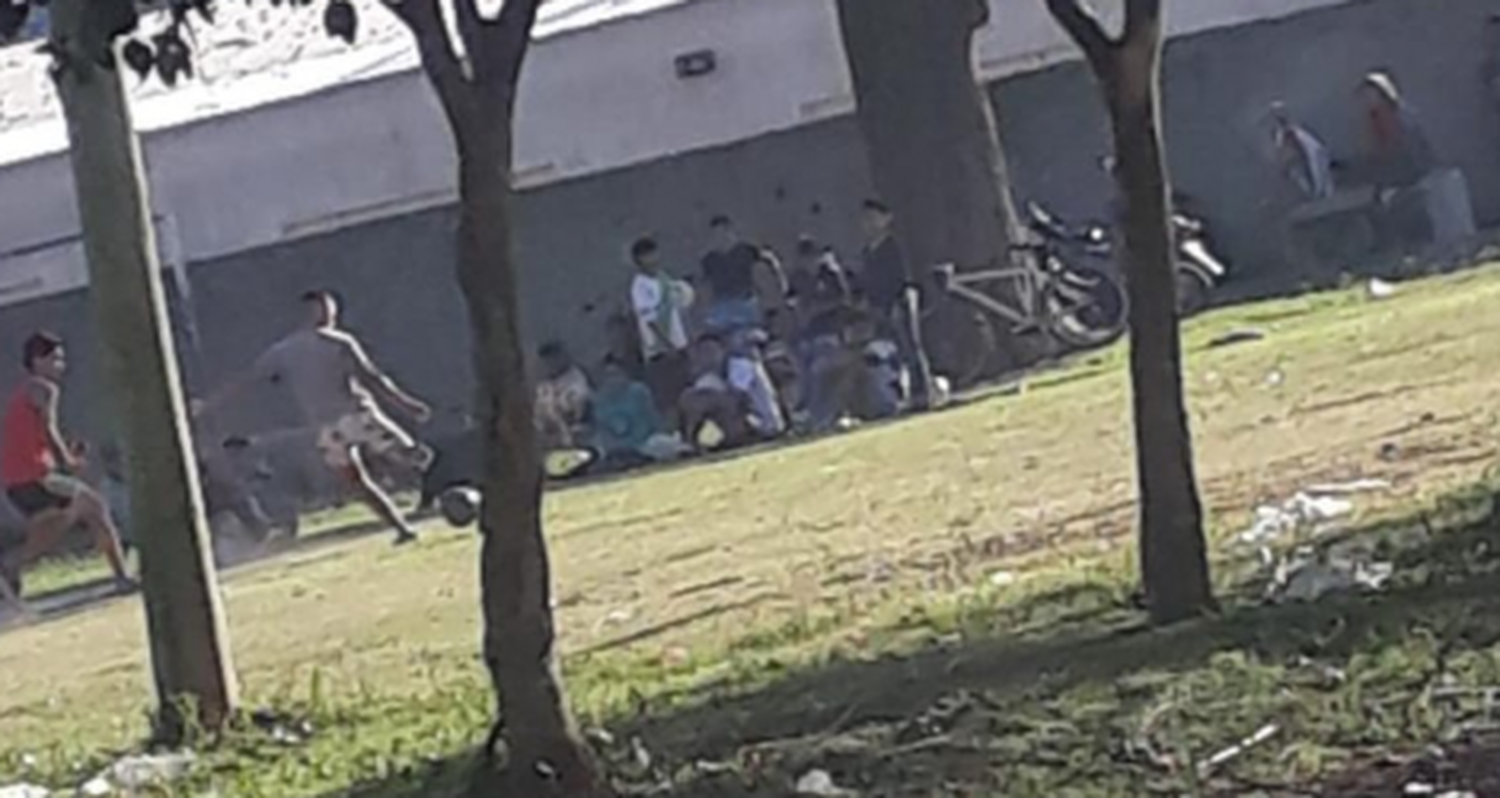 Reclamo: “Juegan a la pelota, no toman conciencia”