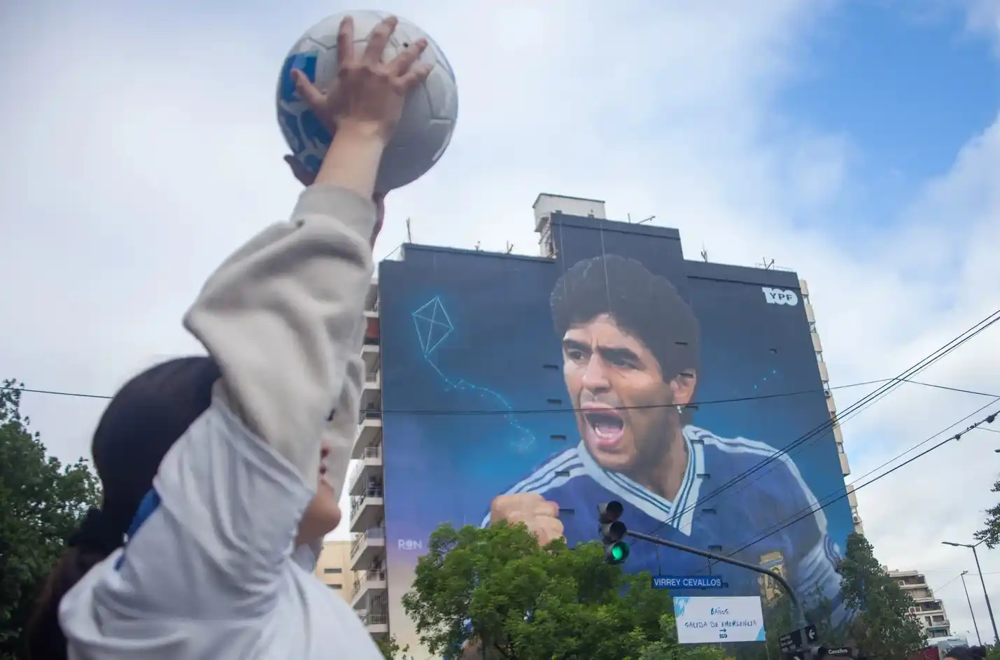 Inauguraron el mural más grande del mundo en homenaje a Diego Maradona