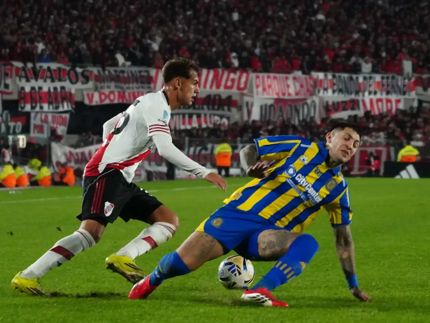 River tuvo que luchar hasta el final para imponerse a Central.