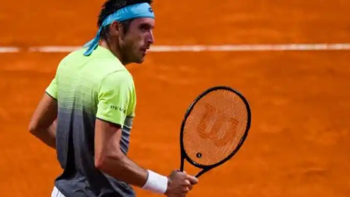 “Machi” González, a semifinales en el doble