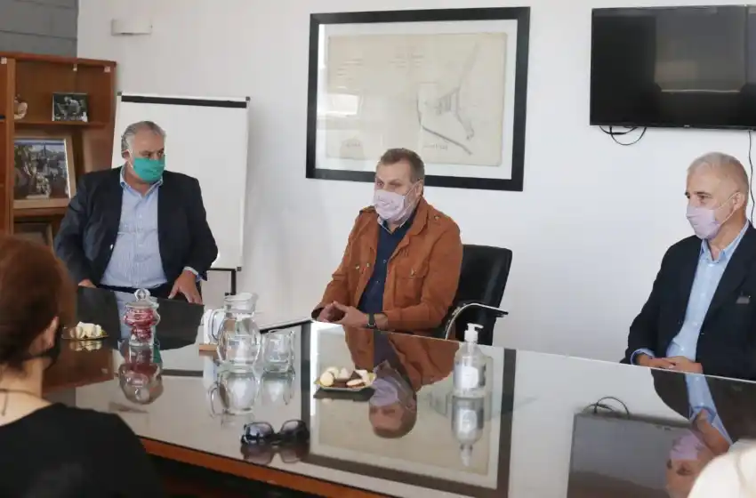 El Consorcio y la Universidad habilitan un centro de asistencia para atender problemáticas del puerto