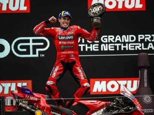 Márquez se impuso con la Ducatti en Misano.Foto:AP