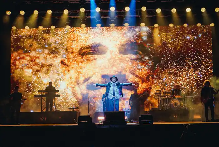 "¡Que alegría inmensa este reencuentro!": el video de Abel Pintos del multitudinario show en Tandil