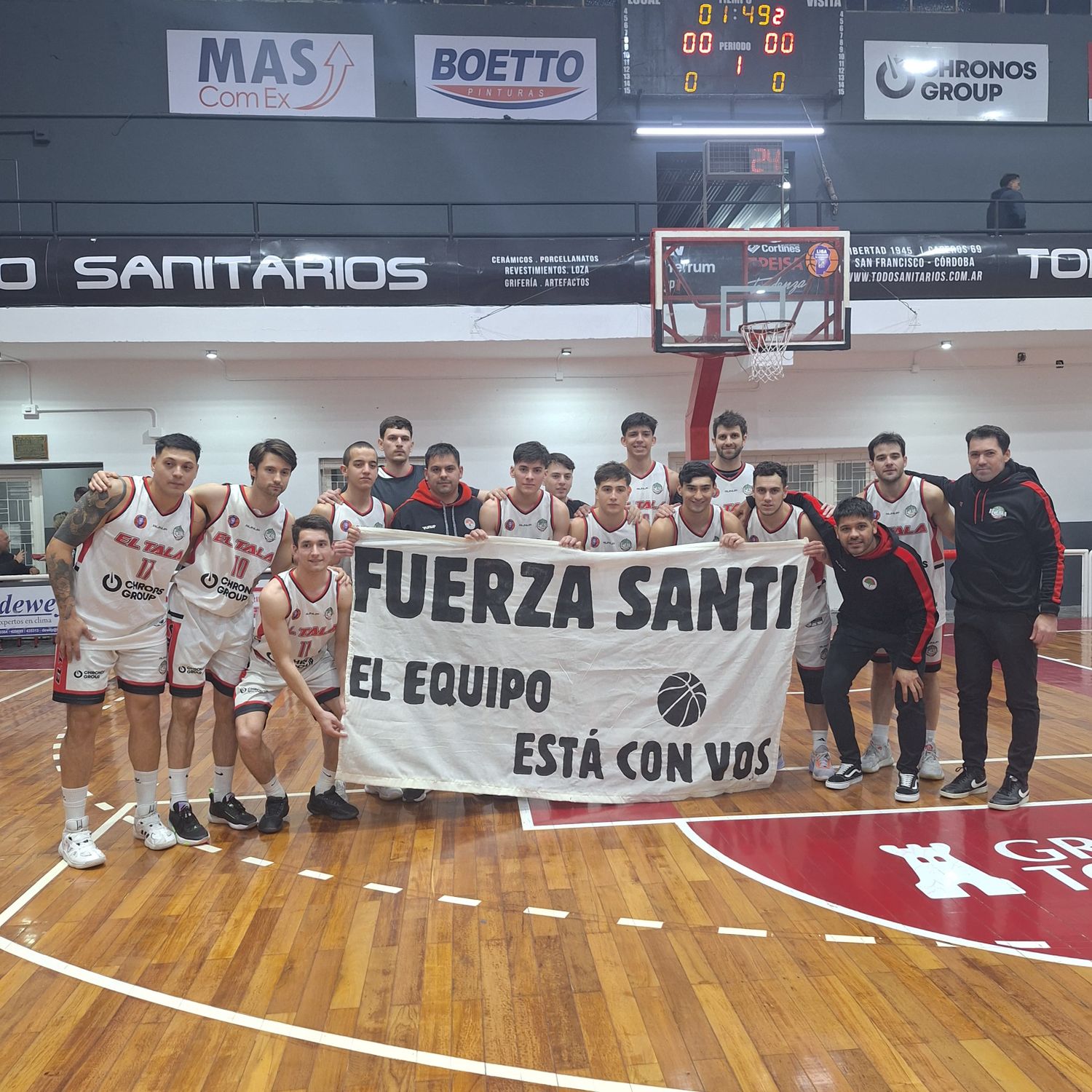 El “albo” abrochó se segundo triunfo consecutivo.