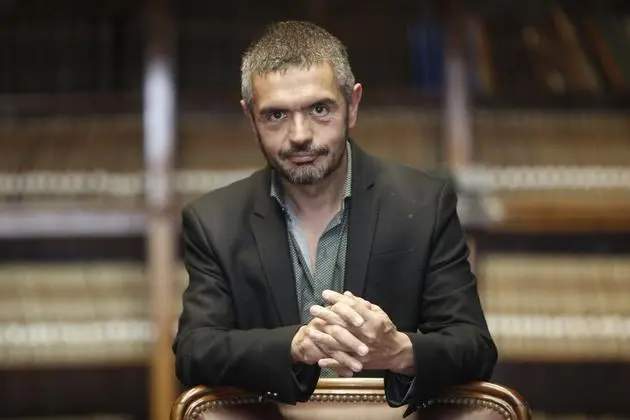Murió a los 55 años el escritor Leopoldo Brizuela