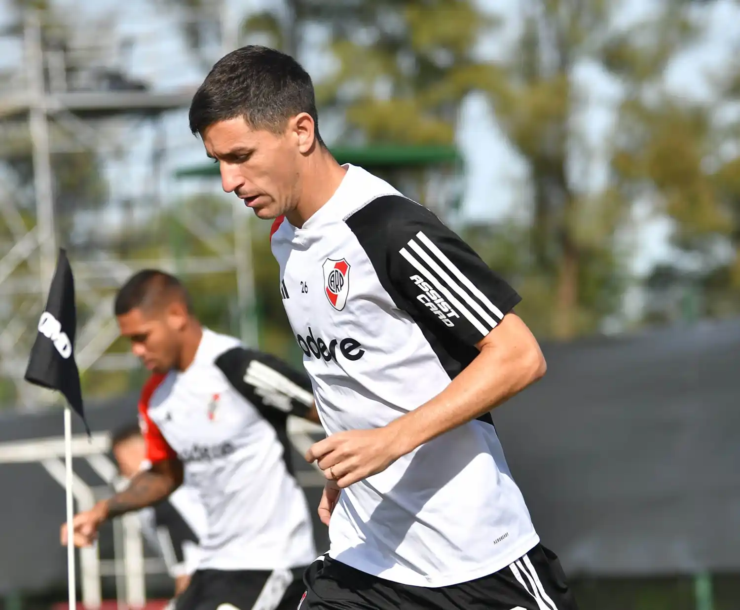 Fernández está listo para enfrentar a Boca.
