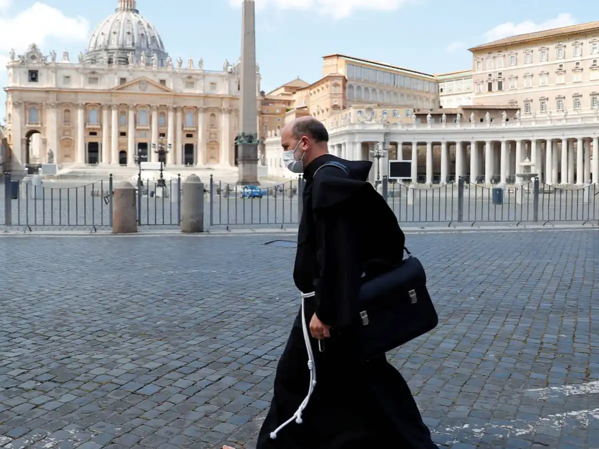 El Vaticano reconoce a Biden como presidente electo y pide "unidad" en EE.UU