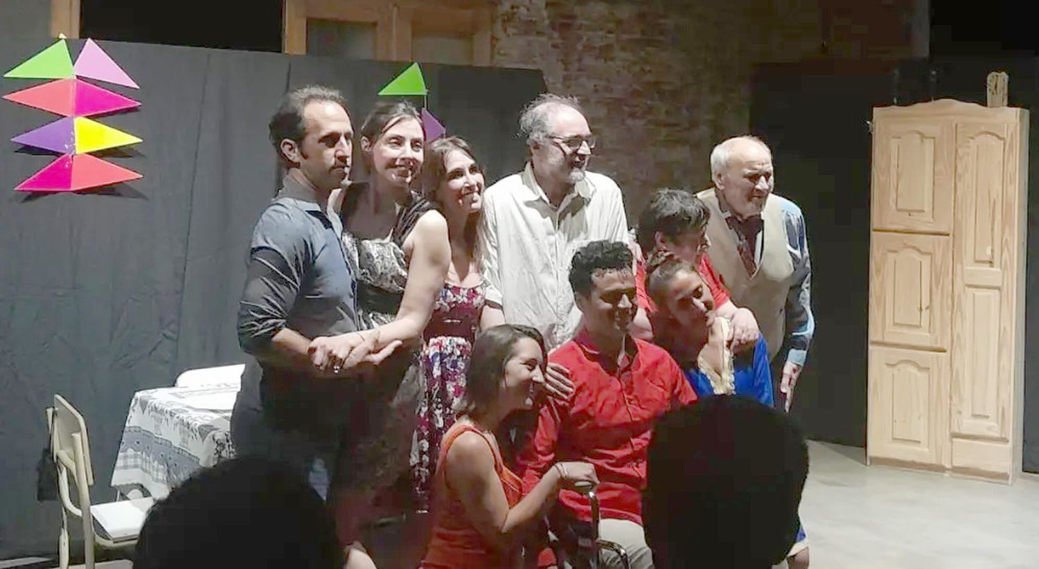 Intangible. El grupo de teatro necochense se presentó en Lobería