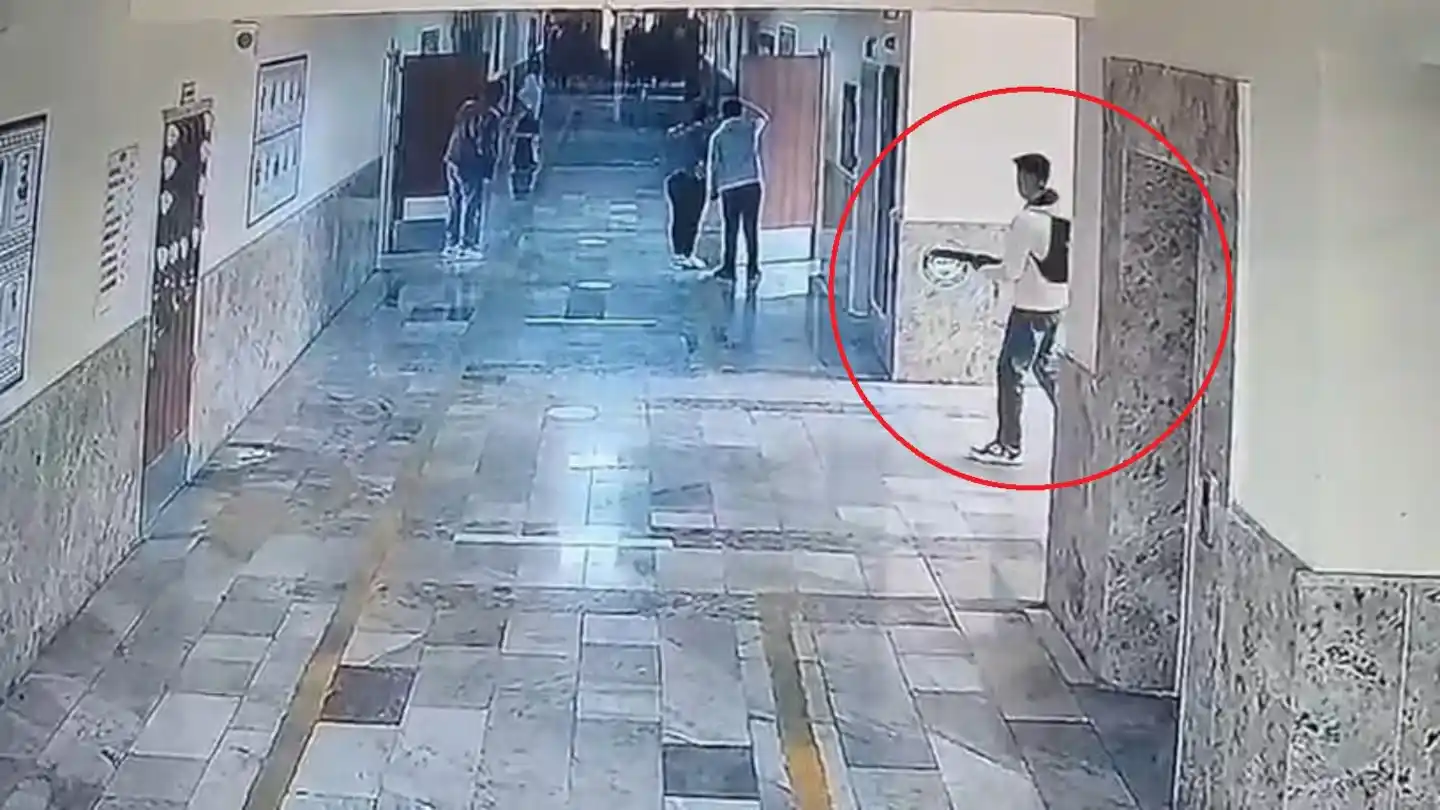 Ataque armado en una escuela de Turquía: un exalumno hirió a 16 personas y luego se suicidó - 1