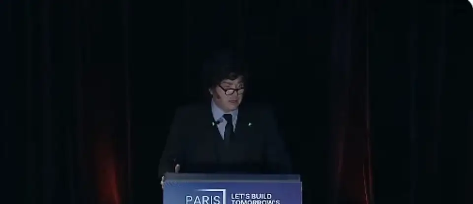Milei, en Francia: equilibrio fiscal, elogios a Caputo y apuntó a los “gerentes de la pobreza”